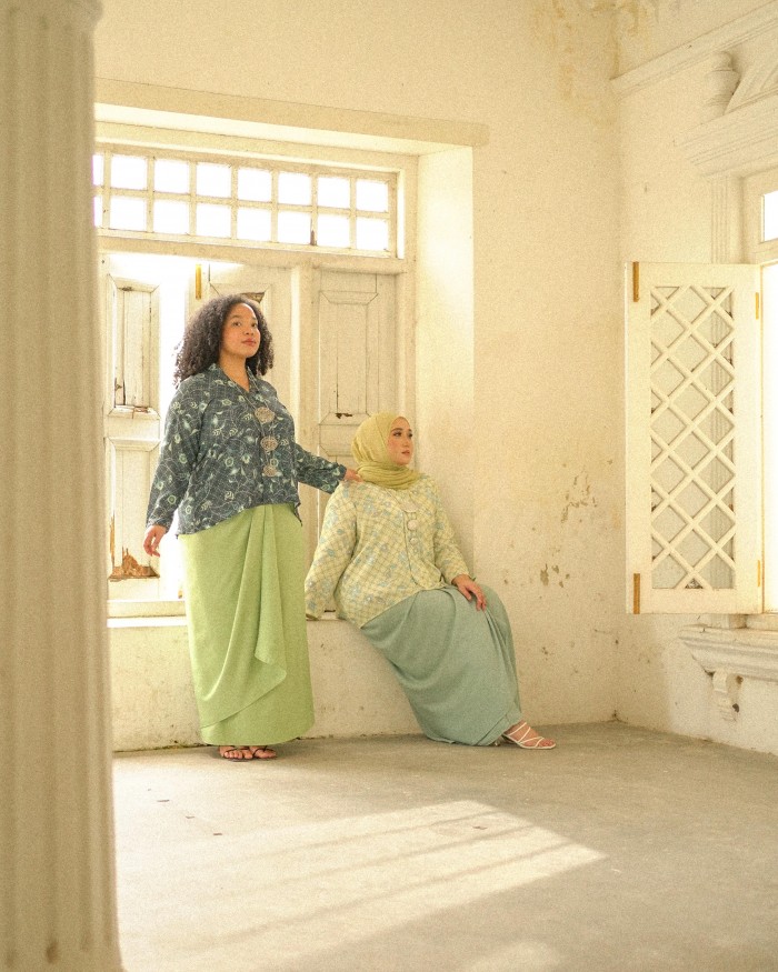 Ako Kesuma Kebaya Pario (Dusty Green)