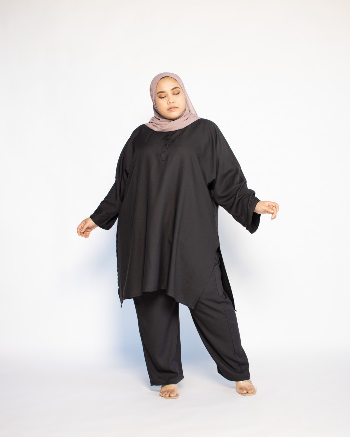 Waheeda Suit (Black)