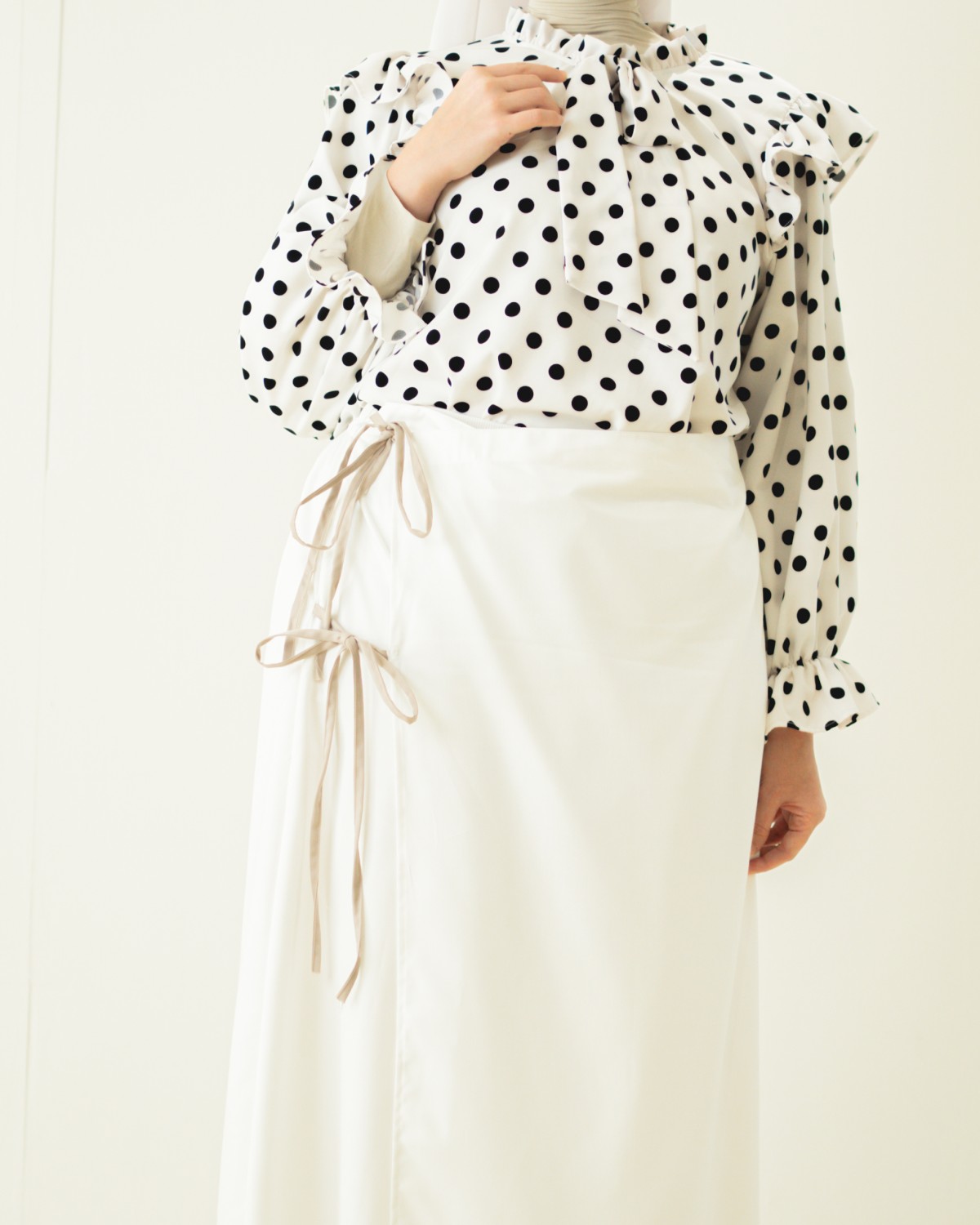 Poppy Coquette Cotton Skirt (Off White)