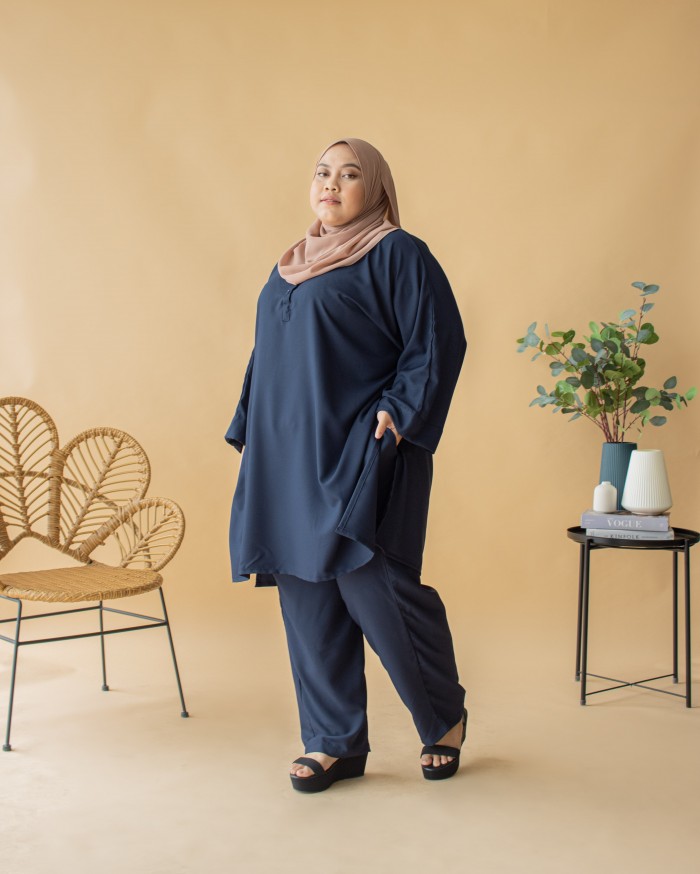 Waheeda Suit (Dark Blue)