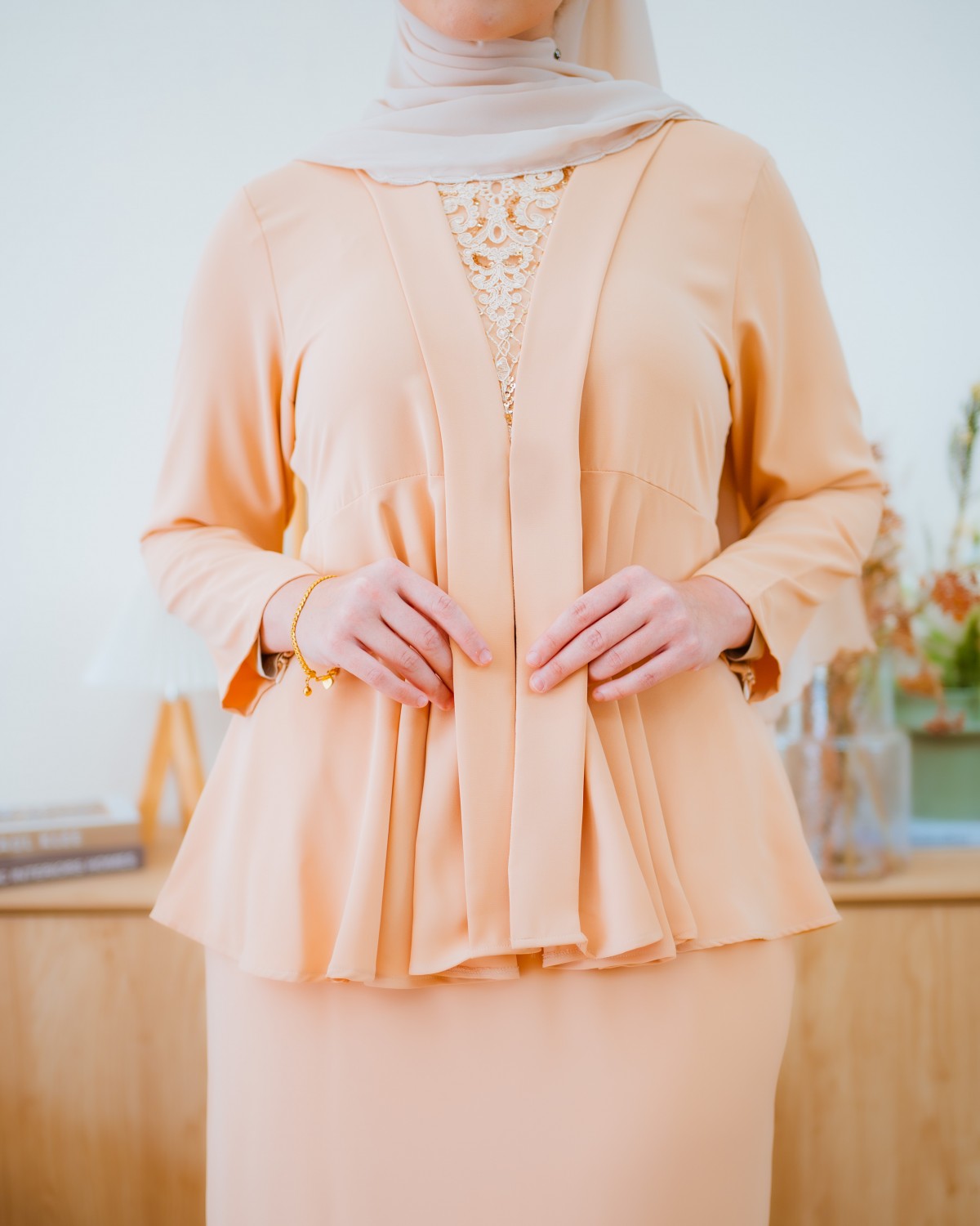 Adelia Kebaya Peplum (Light Apricot)