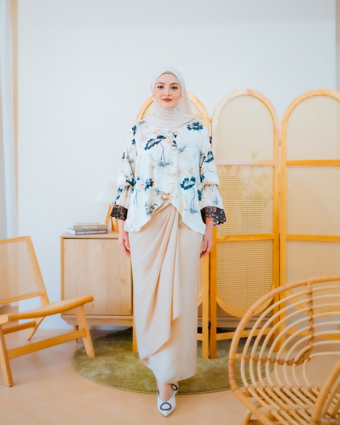 Mareesa Kurung (Champagne)