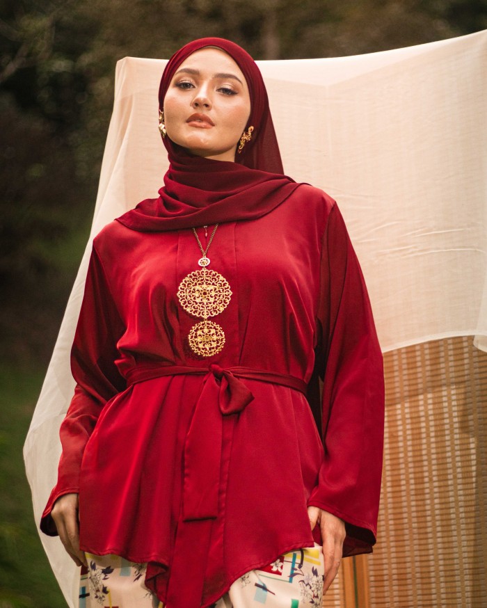 Yunasinta Kebaya Kimono (Red Maroon)